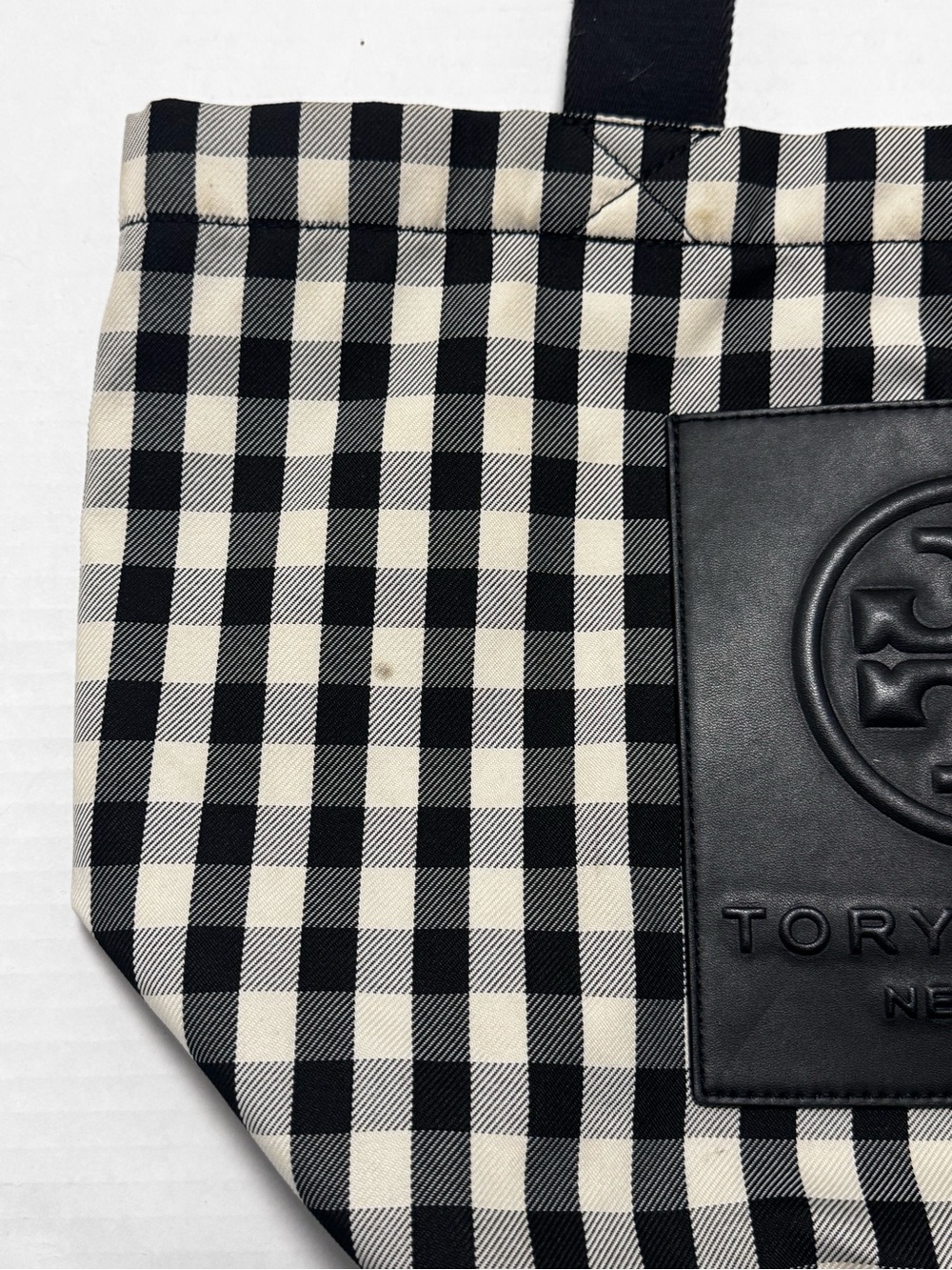 Tory Burch Piper Black & White Gingham Tote - Picture 5 of 16
